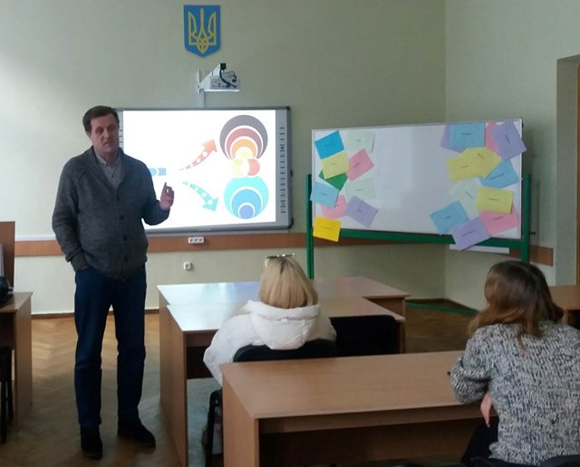 Лектор заволодів увагою аудиторії